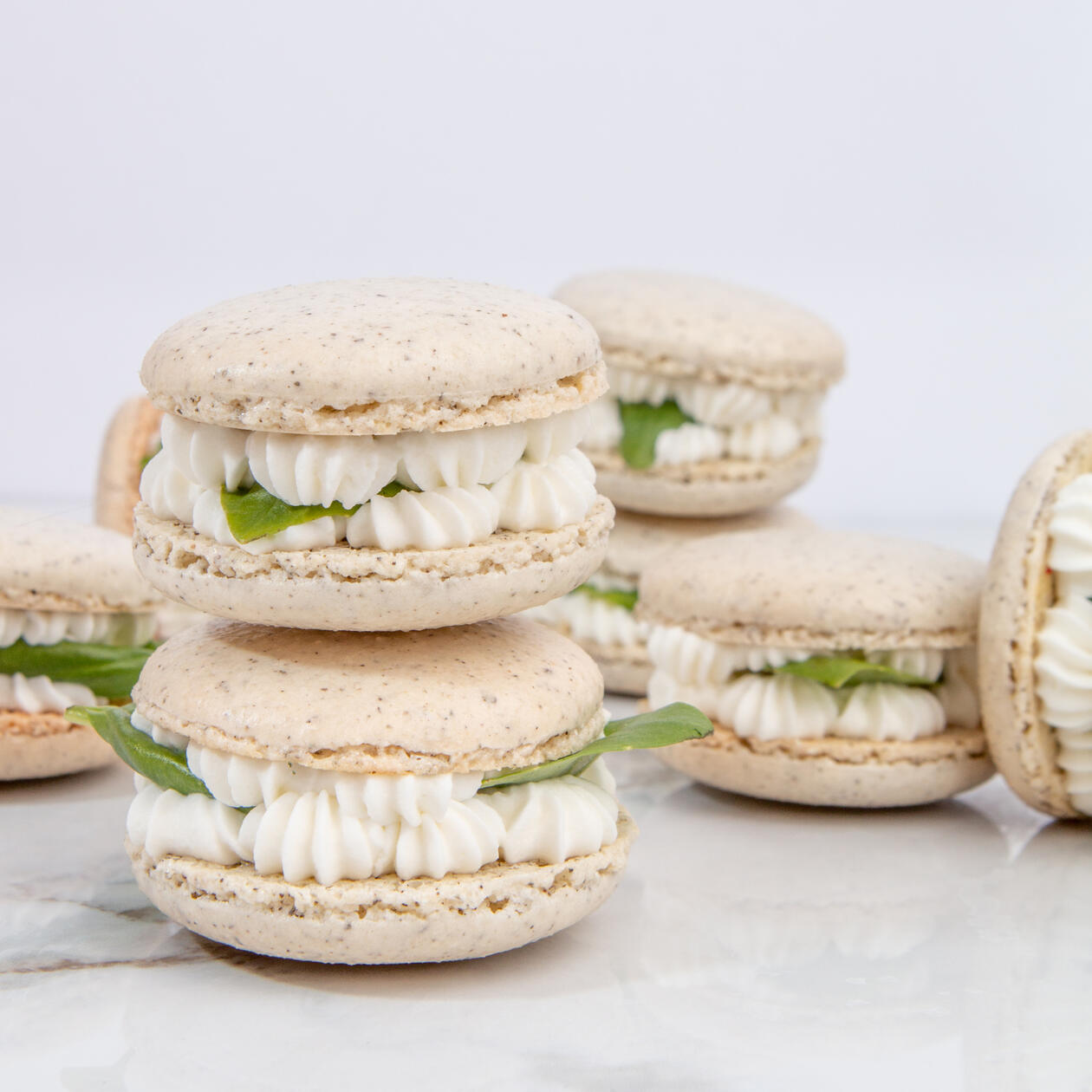 caprese macarons